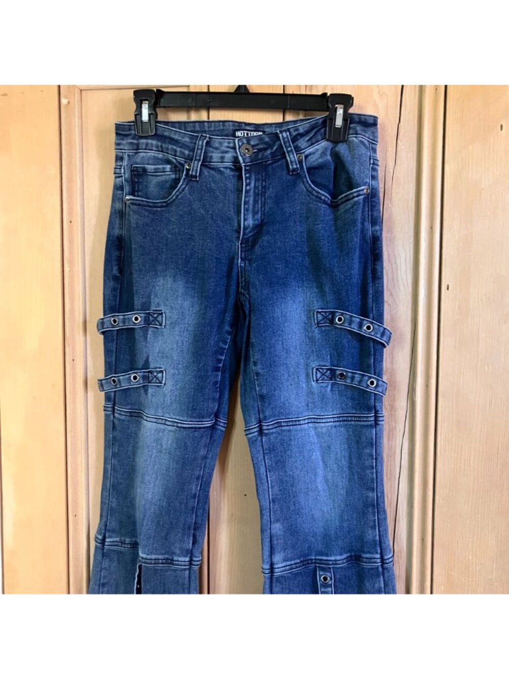 Hot Topic Womens Grommet Suspended Flare Punk Jeans Size 7 Juniors Blue AN EXC - Picture 2 of 12